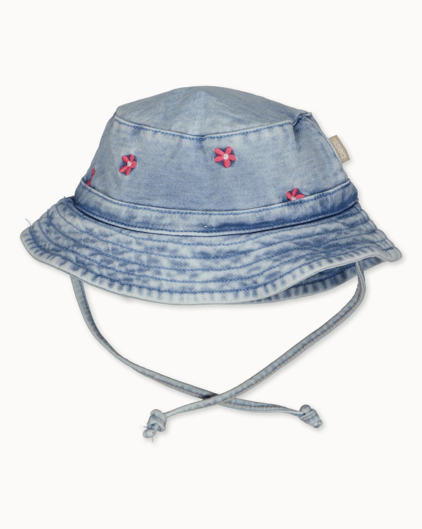 Lila T-shirt | Light Wash