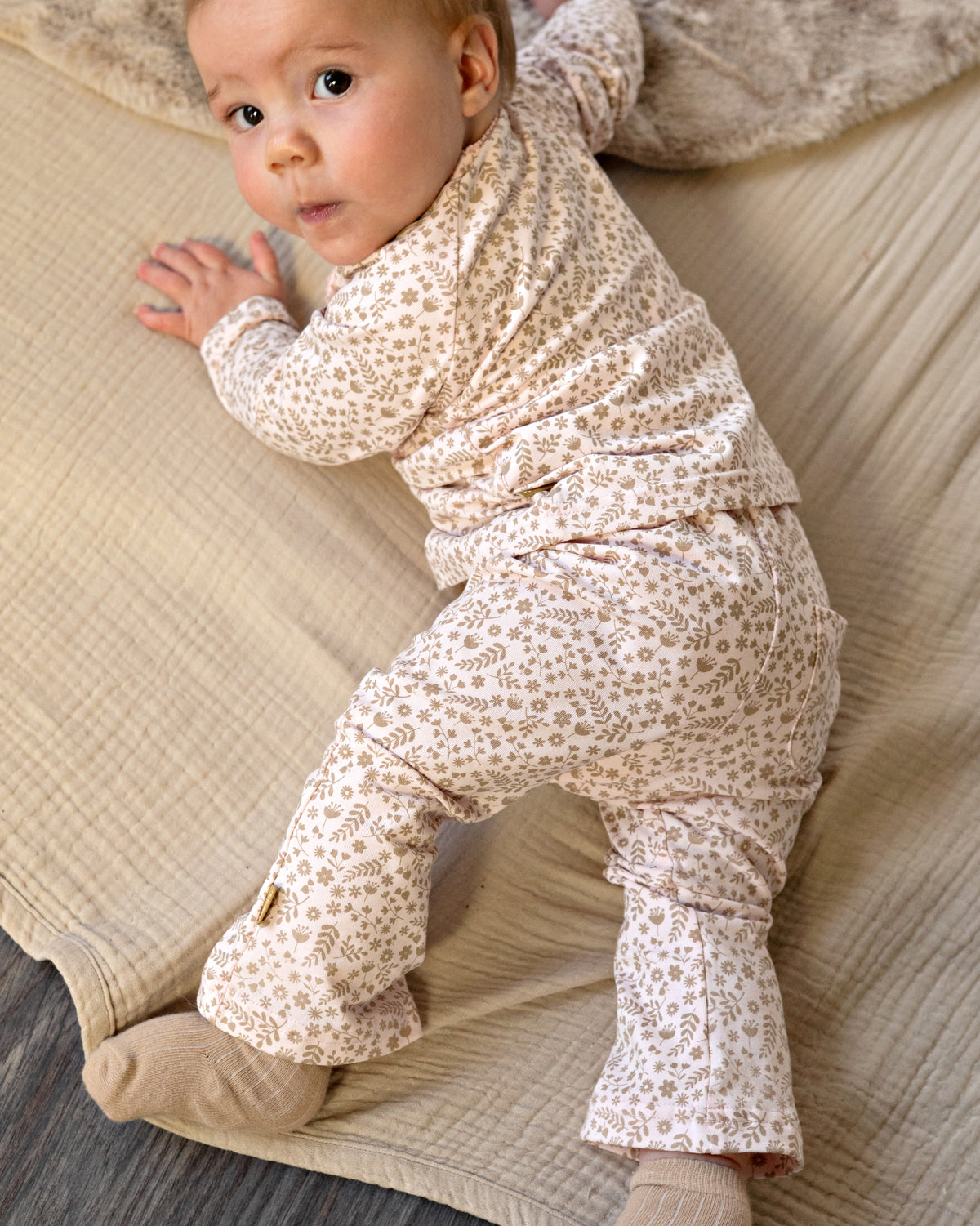 PANTS | AOP Pink Leaves